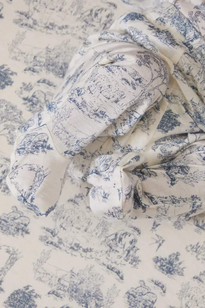 Bleu Toile Sleeper