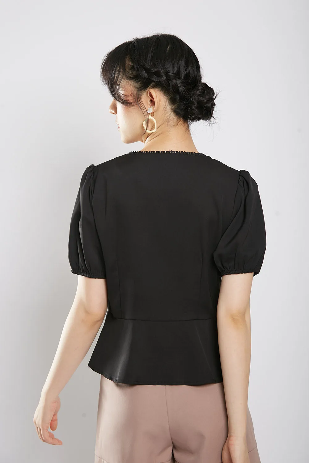 Felizia Blouse in Black