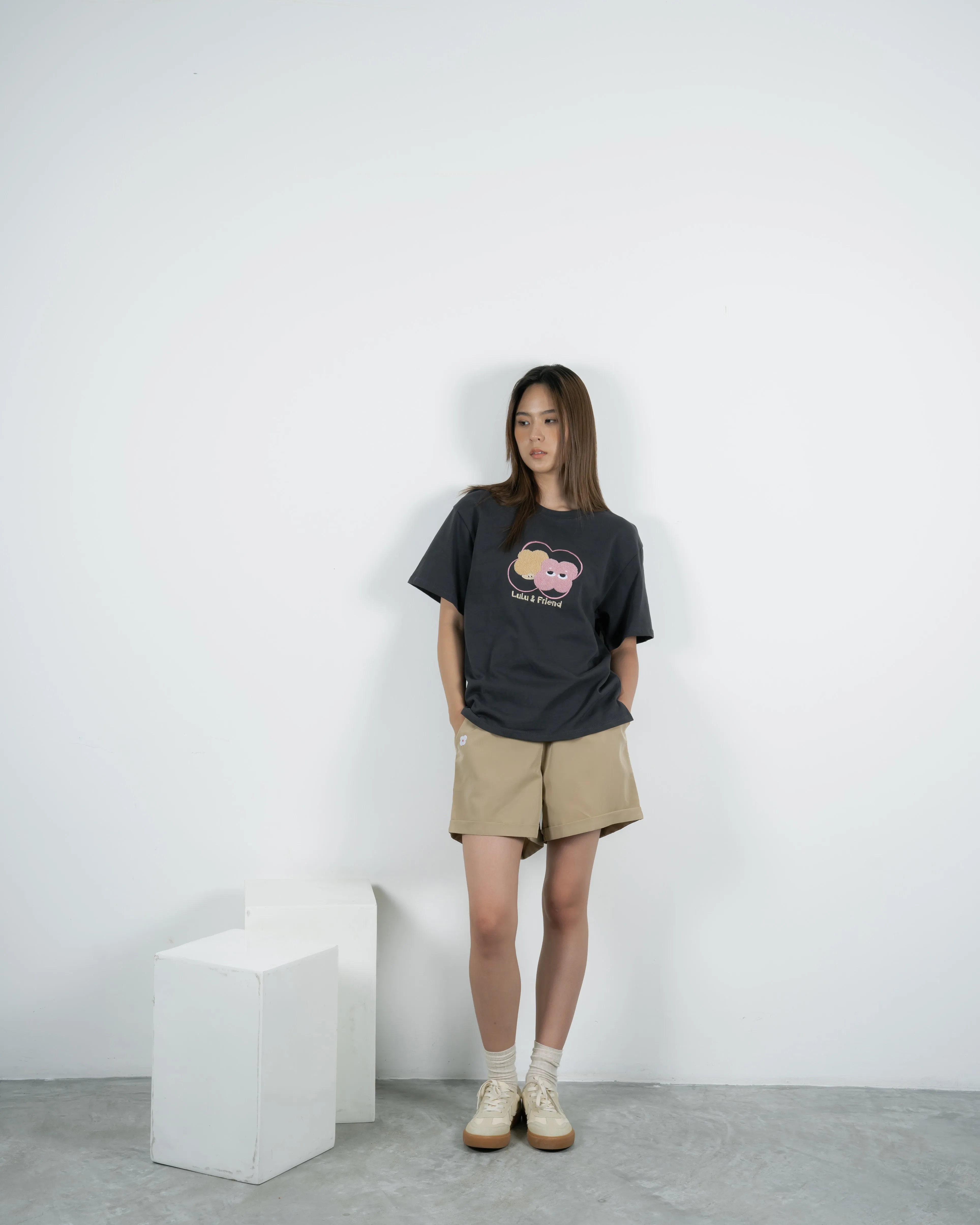 LULU Flower Elastic Waistband Shorts (Khaki)
