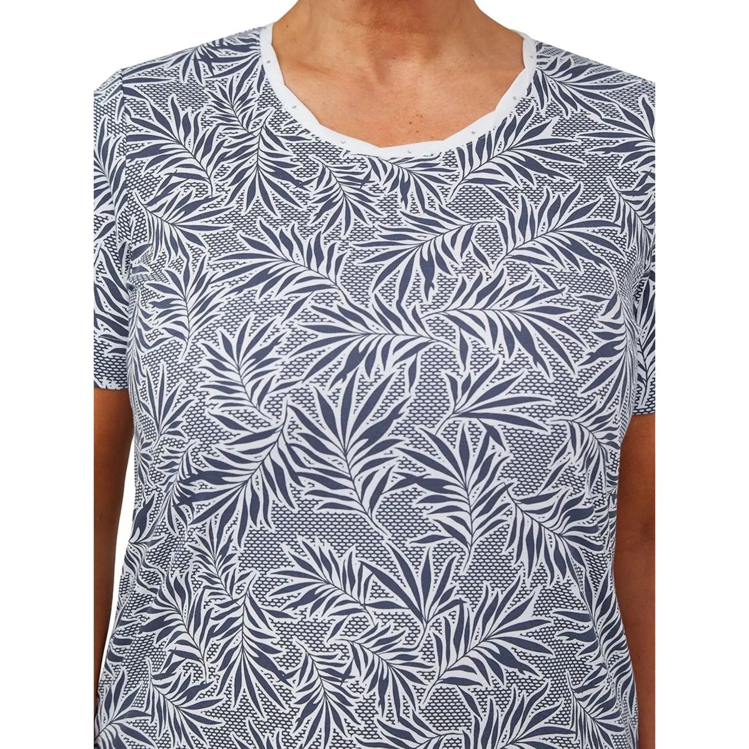 TIGI 18/20 Leaf Cross Stitch Print Top
